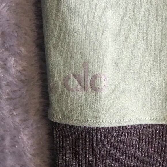 ALO Two Toned Grey Green Ribbed Workout Goddess Leggings Size S Yoga Training - Picture 9 of 11